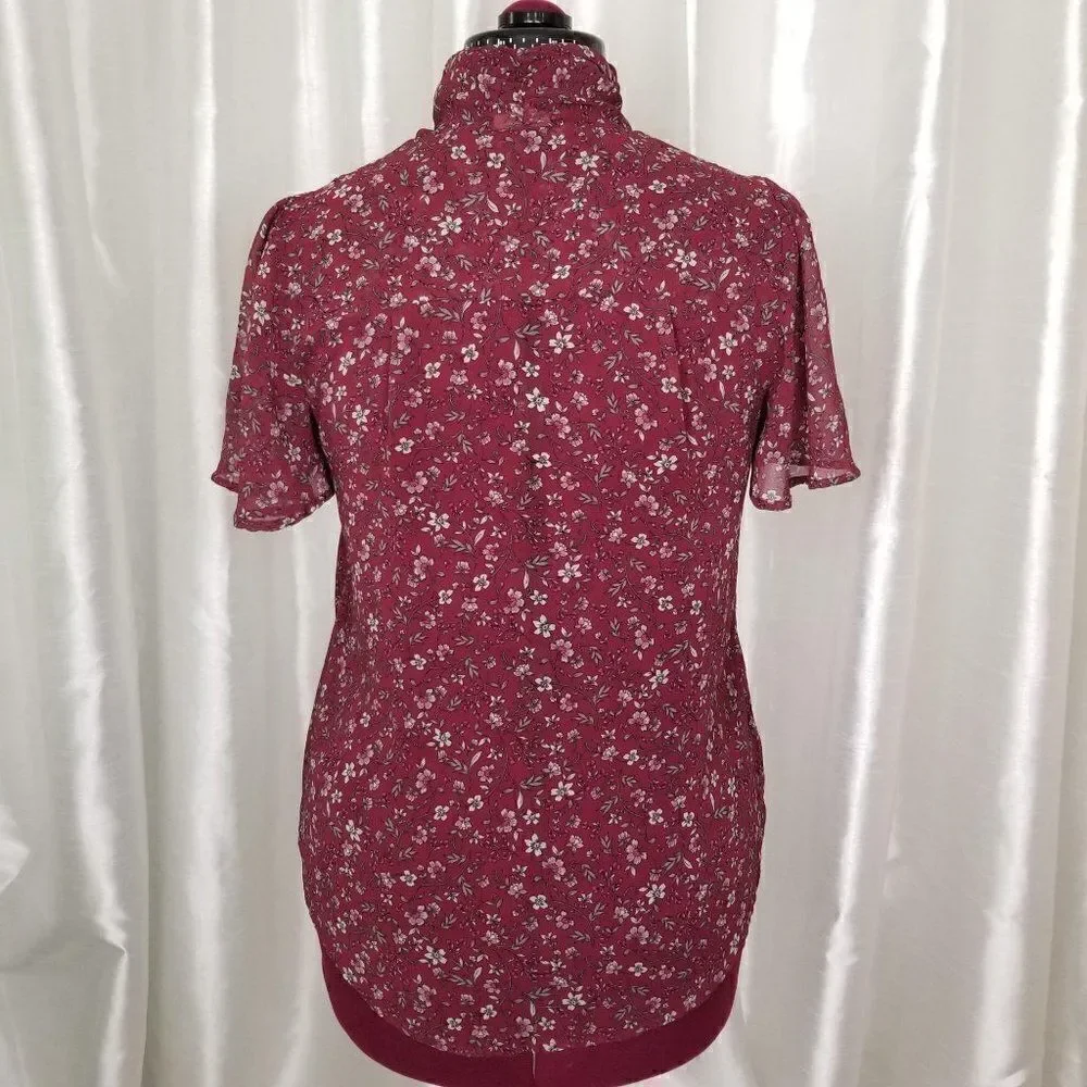 Lily White Floral Blouse (size L) - Picture 4 of 6